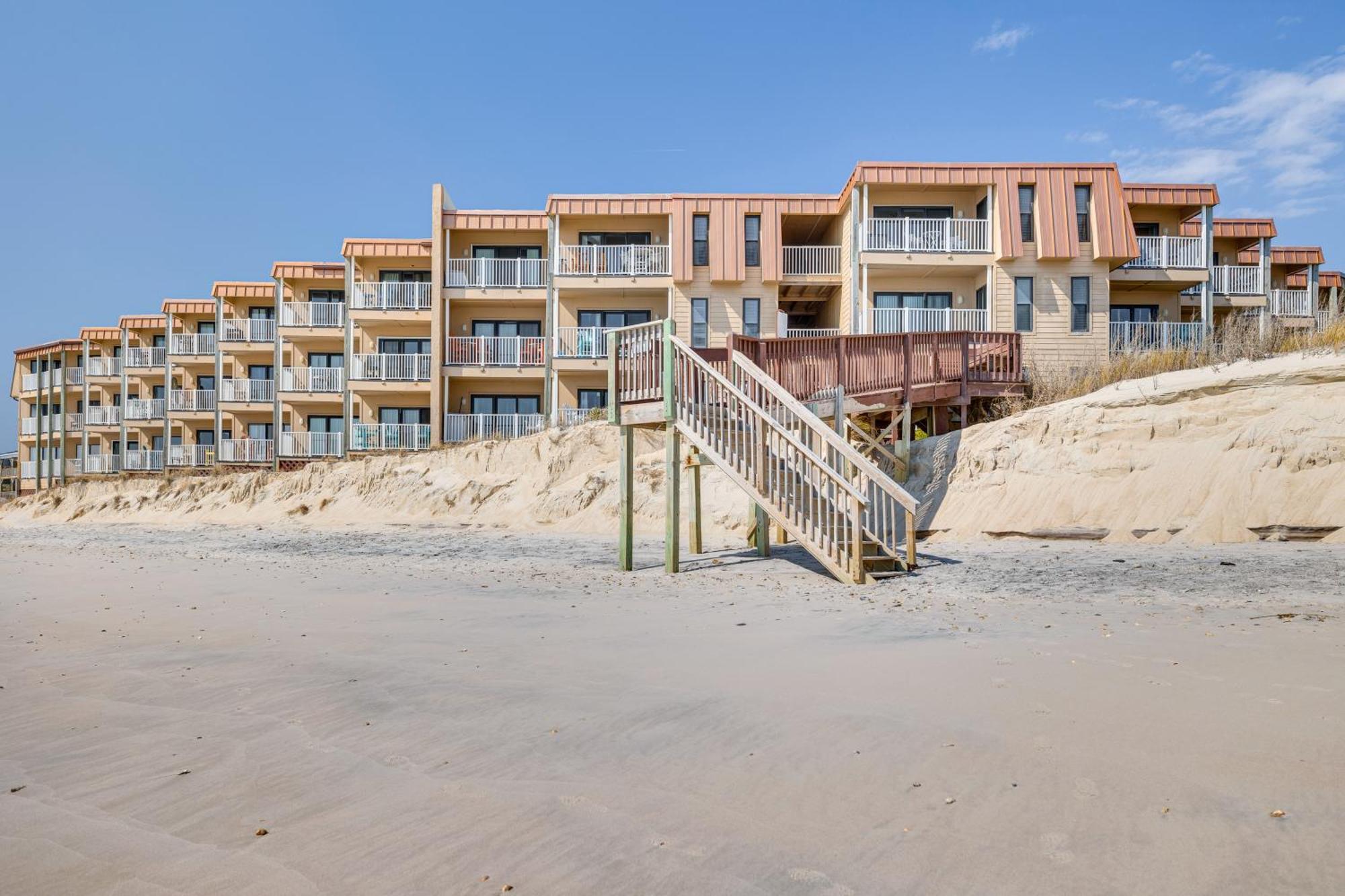 Steps To The Beach Oceanfront Condo With Lanai! North Topsail Beach Exterior photo