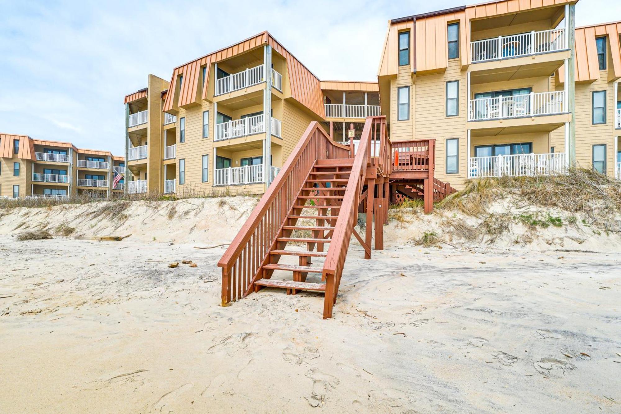Steps To The Beach Oceanfront Condo With Lanai! North Topsail Beach Exterior photo